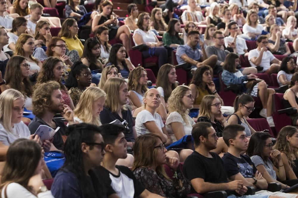 La Universitat de Valencia da la bienvenida a los Erasmus y estudiantes internacionales