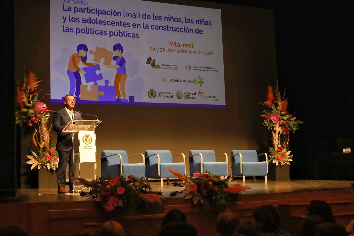 El alcalde Benlloch recordó que Vila-real fue uno de los municipios pioneros en crear, en el 2015, un Consejo de Niños y Niñas.