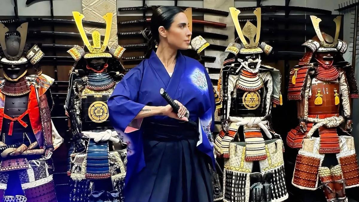 Pilar Rubio posando con un kimono en su viaje a Asia
