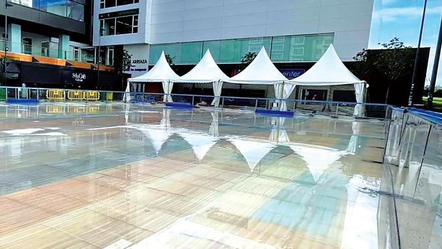 A pista de xeo do barrio coruñés de Matogrande. Foto: M.N.