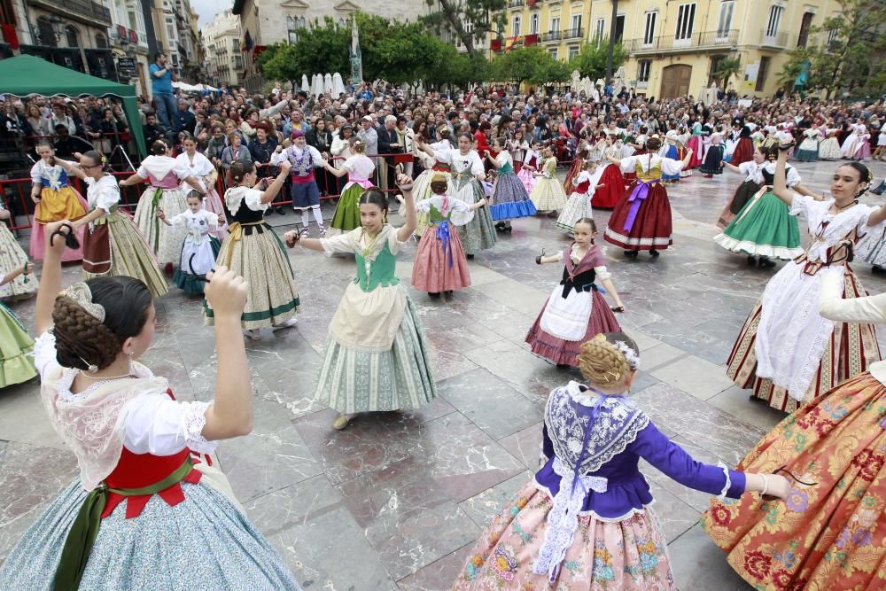 Dansà infantil a la Virgen