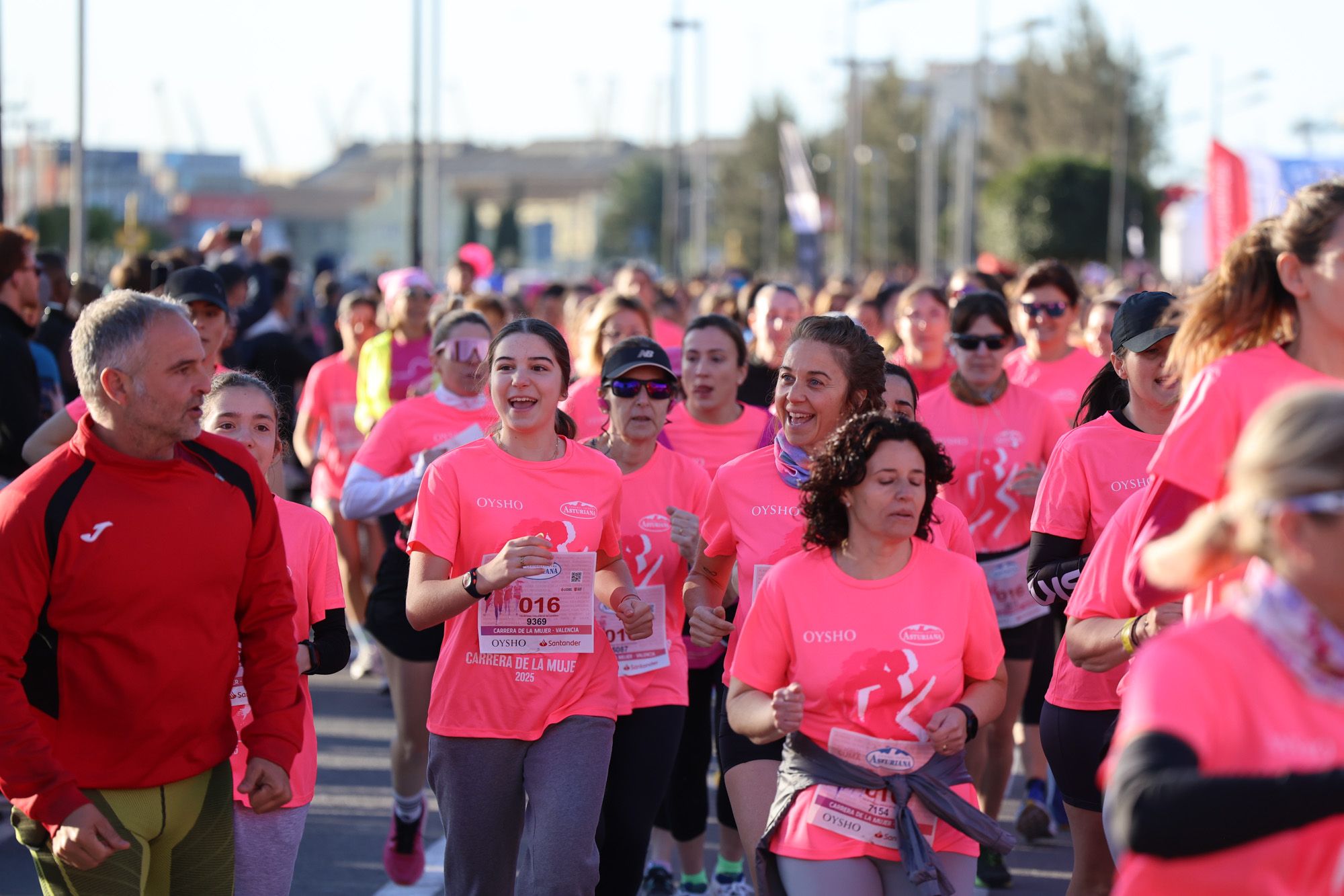 Carrera de la Mujer 2025: Las mejores imágenes del evento