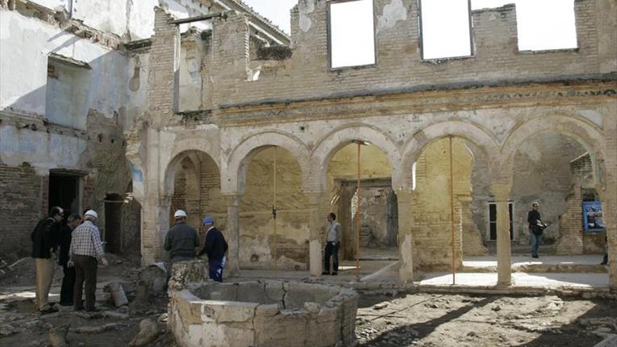 La empresa que iba a reformar el convento de Regina renuncia a la obra