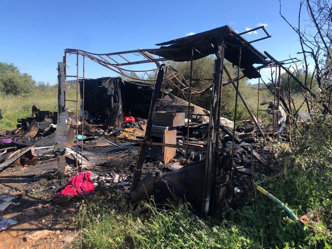 Incendio en las chabolas de Sa Joveria