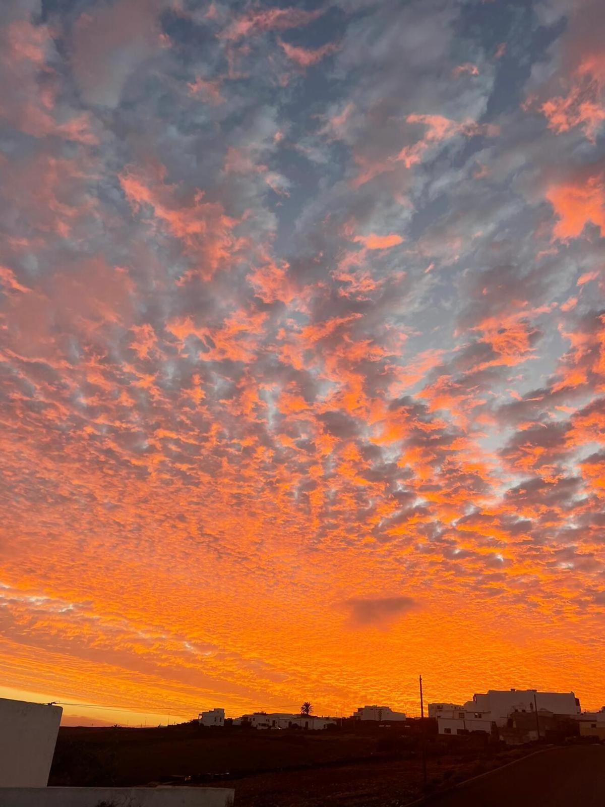Atardecer en Tías.