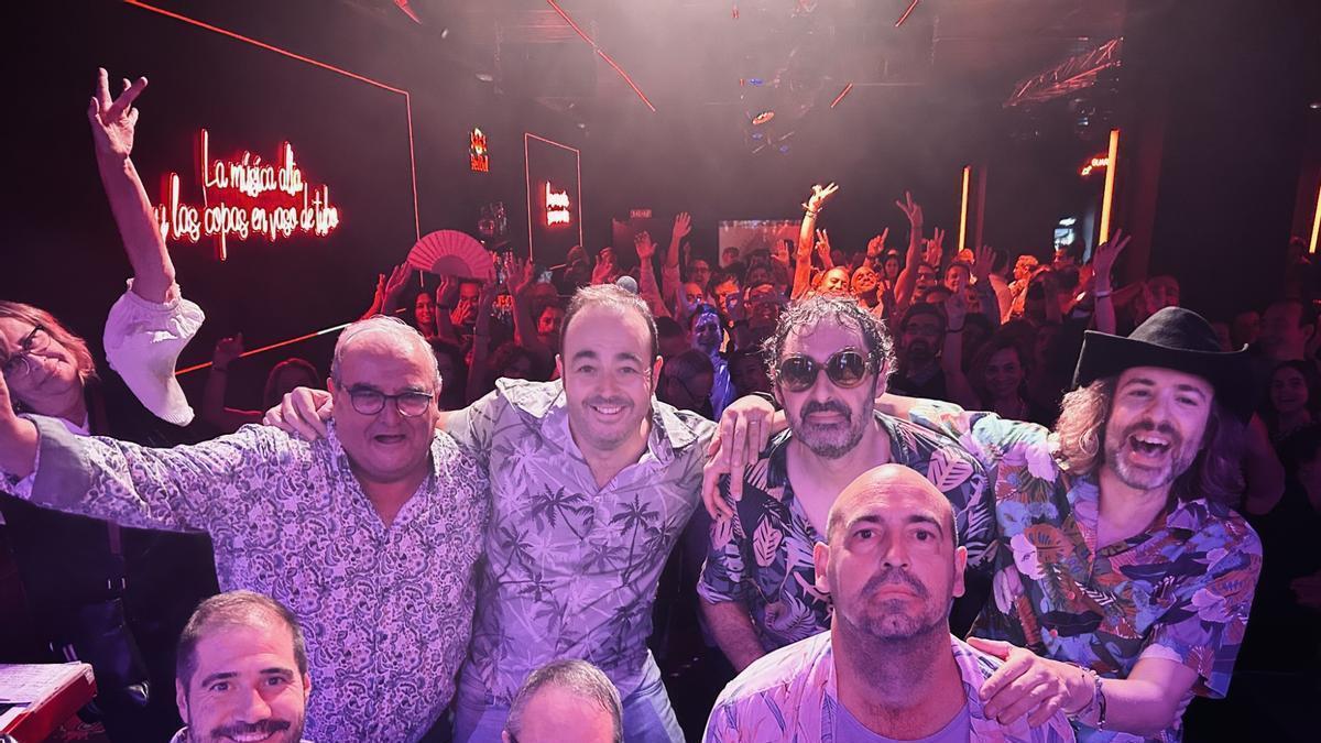 Vinilo Sánchez Band actuará en la terraza del Teatro López de Ayala.