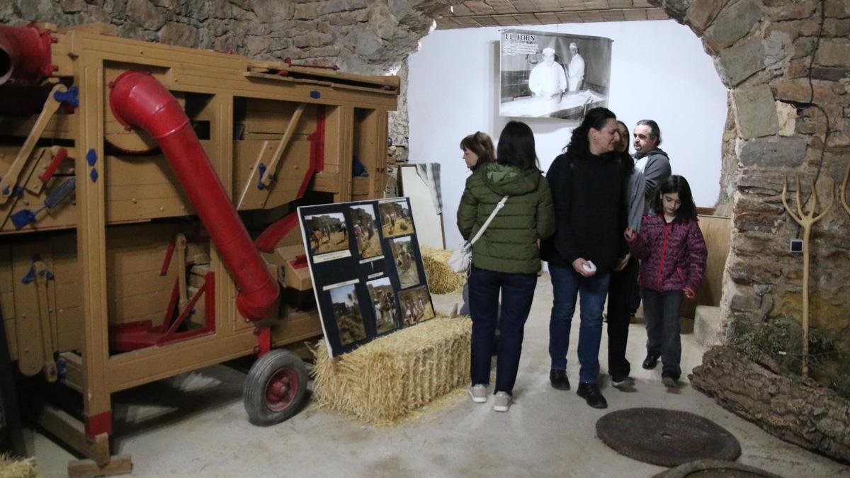 Les visites guiades de Suera permeten als participants conéixer en profunditat el passat i la cultura d'este encantador poble de la Serra d’Espadà.