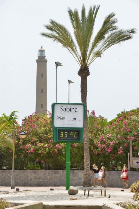 Jornada de sábado en Playa del Inglés (01/08/2020)