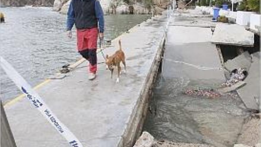 L&#039;estat de cala Canyelles després de la llevantada.