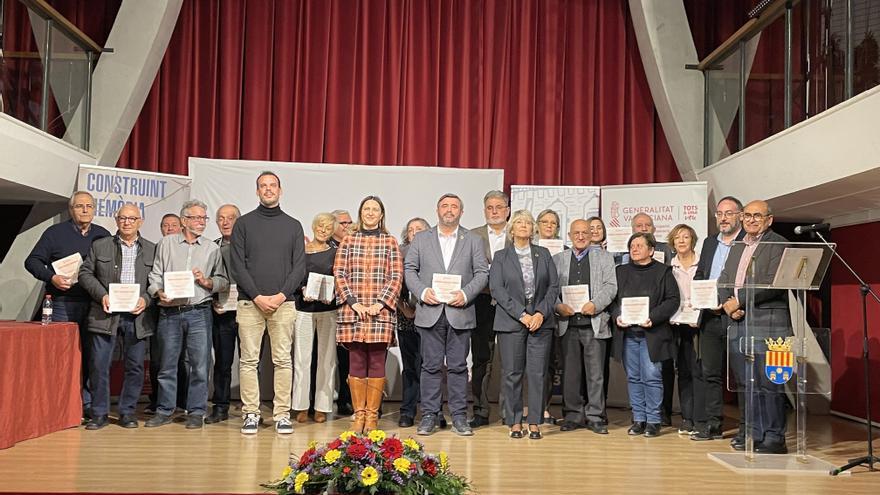 El Consell recuerda en Crevillent a las 19 víctimas del Holocausto de la comarca