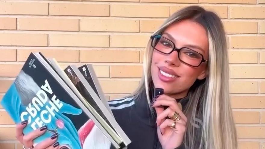 Adiós a Alejandra Rubio por lo ocurrido tras su libro: "Para hablar mal de su familia"