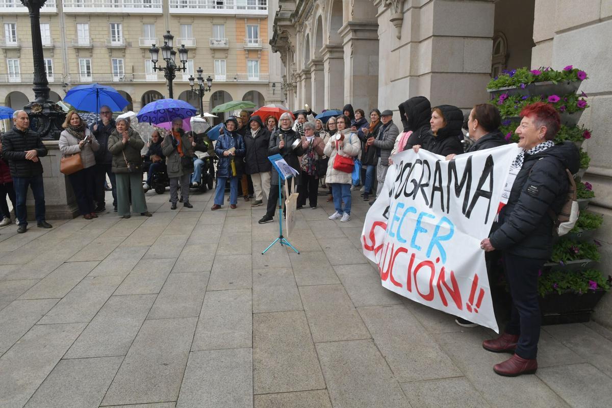 Protesta de trabajadores el programa Lecer
