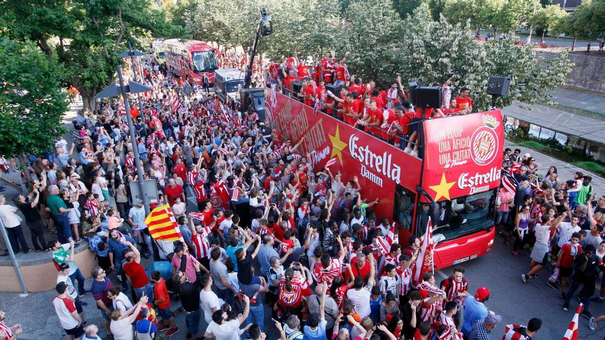 Rua de celebraci del doble ascens Horaris i recorregut Diari