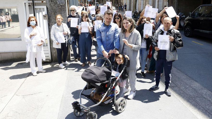 Nueva protesta para lograr acompañar a su bebé en el fisio