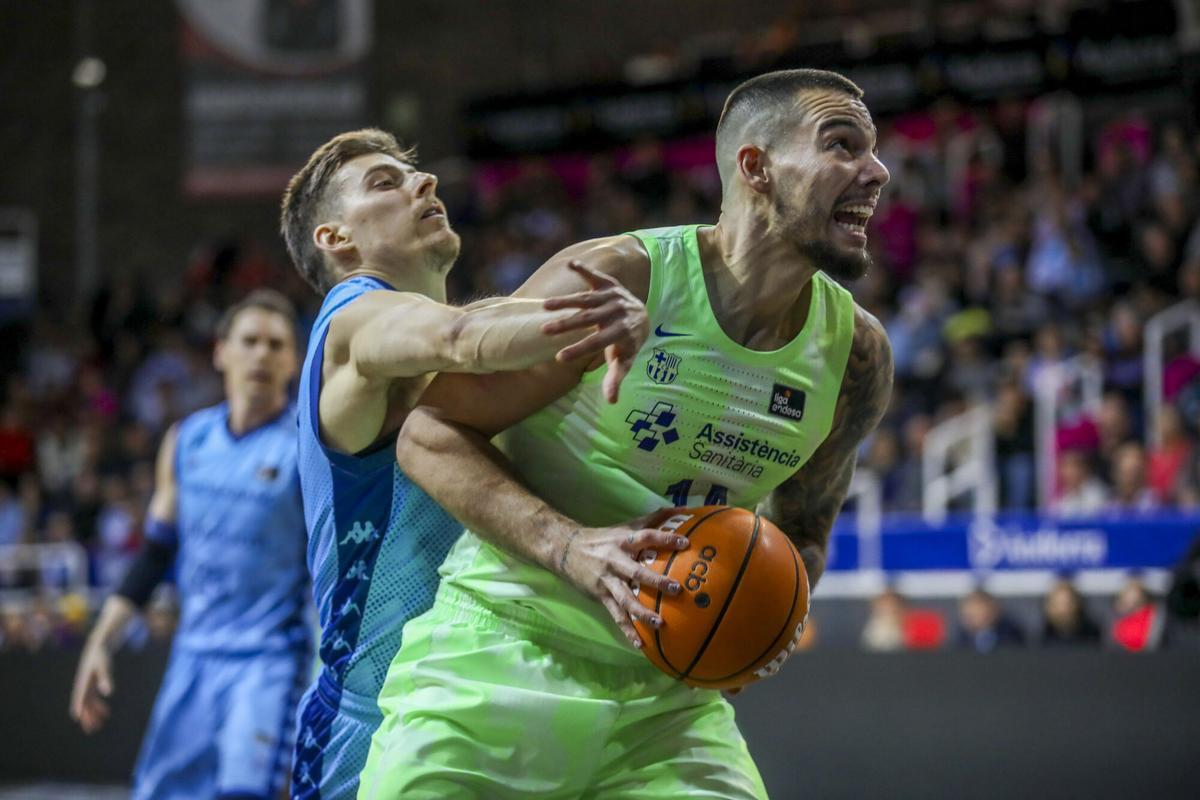 Willy Hernangómez gana la posición al pivot estadounidense Ben Lammers.