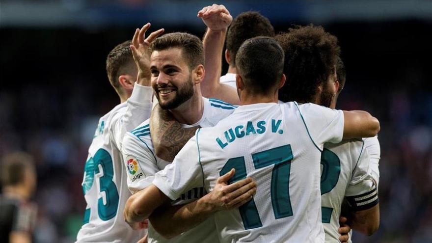 El Real Madrid despierta y golea a un inoperante Deportivo (7-1)