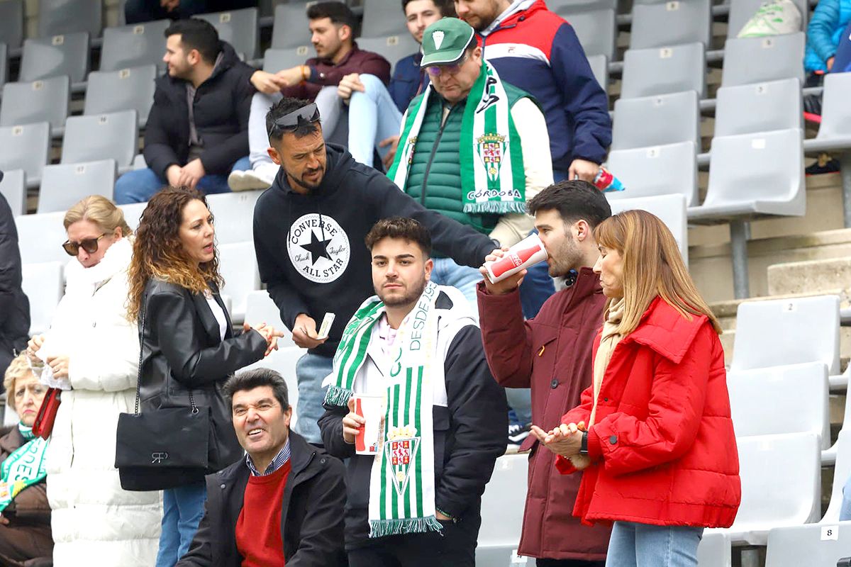 Las imágenes de la afición del Córdoba CF - Cultural Leonesa