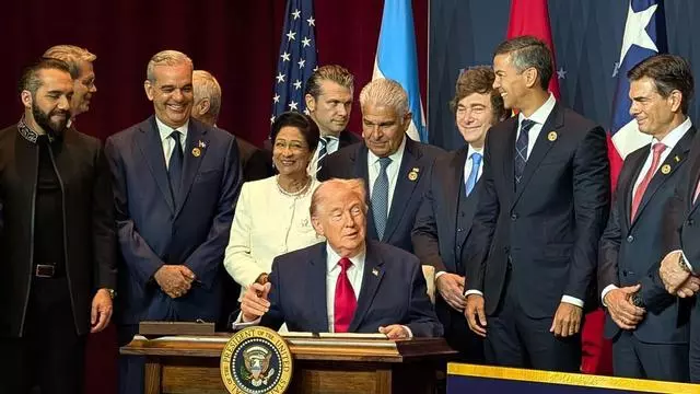 Así ha sido la firma del acuerdo en la Cumbre "Escudo de las Américas"