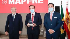 Antonio Huertas rep a Brasília el premi Personalitat Espanyola 2020
