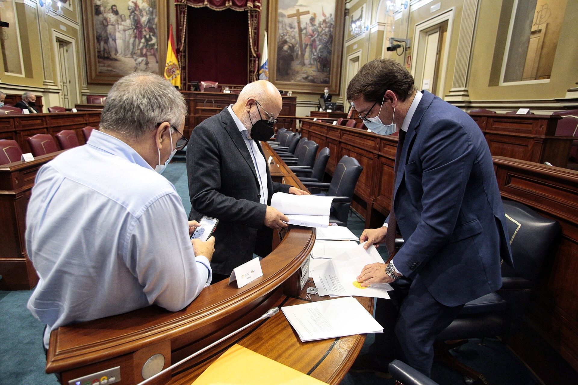 Pleno del Parlamento de Canarias