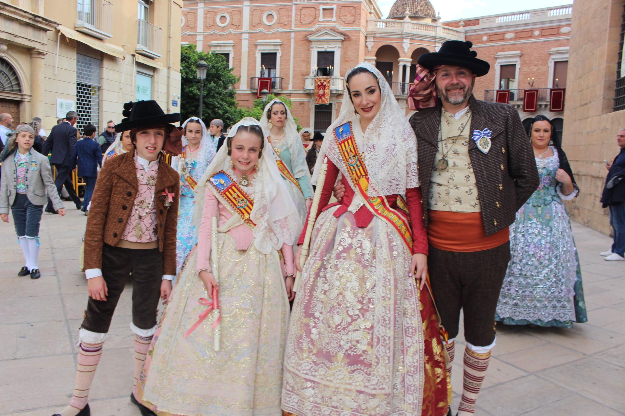 La fuerza de las Fallas en la Procesión de la Virgen (III)