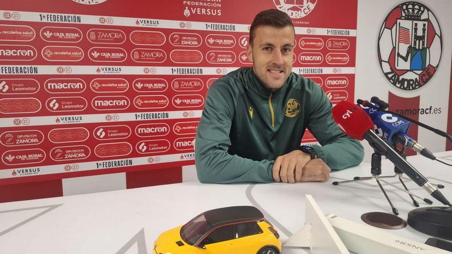 Eslava, jugador del Zamora CF: "Me gusta tener compañeros con nivel alto"