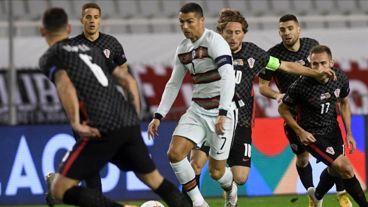 Cristiano Ronaldo, que pasó desapercibido, en un lance durante el partido