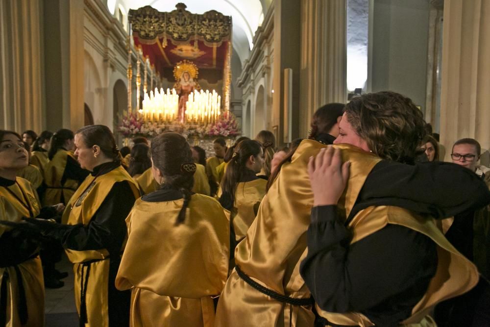 Las cofradías celebran actos en el interior de las parroquias y anulan las estaciones de penitencia