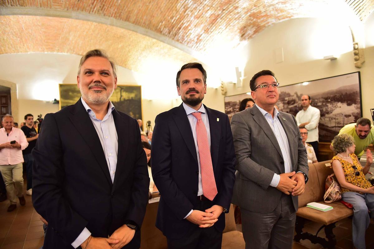 Fotogalería | Toma de posesión de David Dóniga como alcalde de Plasencia