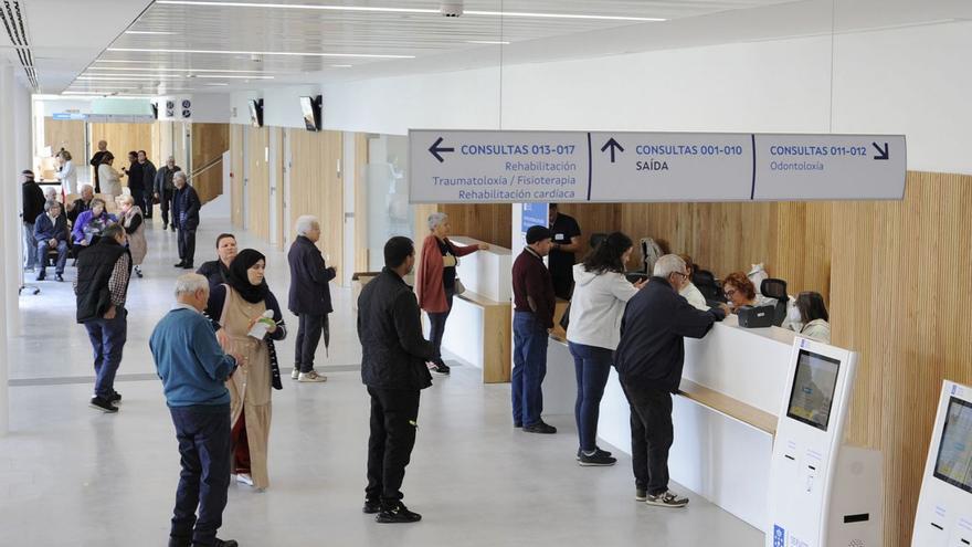 Las bajas largas por lumbalgias y salud mental se disparan un 162% en Galicia
