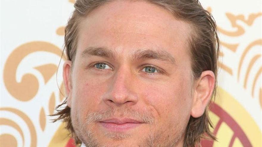 El actor Charlie Hunnam.