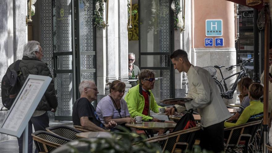 Los trabajadores de Baleares recuperan poder adquisitivo tras dos años de caída