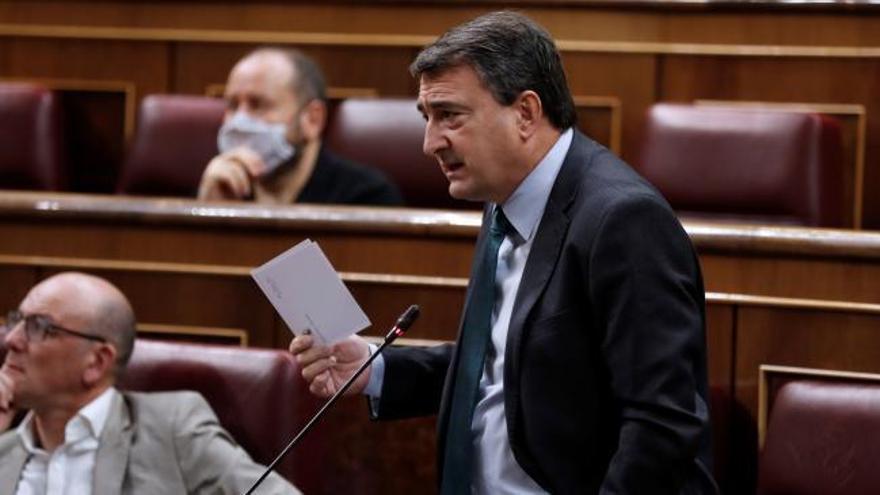El PNV amenaza con no apoyar los Presupuestos mientras el Gobierno no cumpla sus compromisos con Euskadi