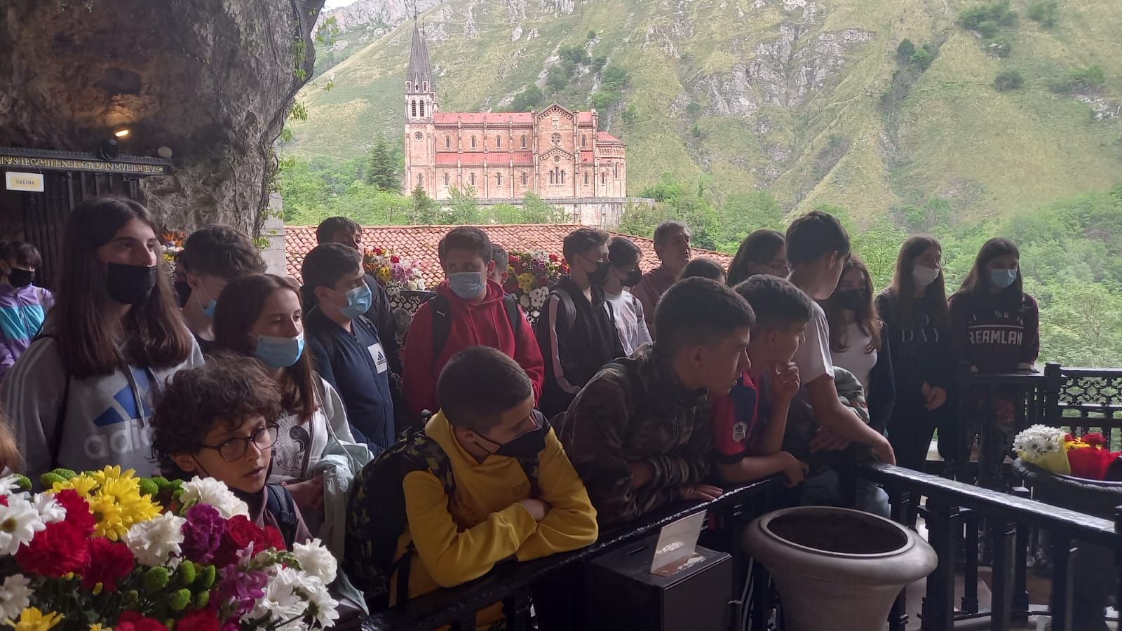 Un viaje a Covadonga por Erika, la niña de 14 años asesinada en Oviedo