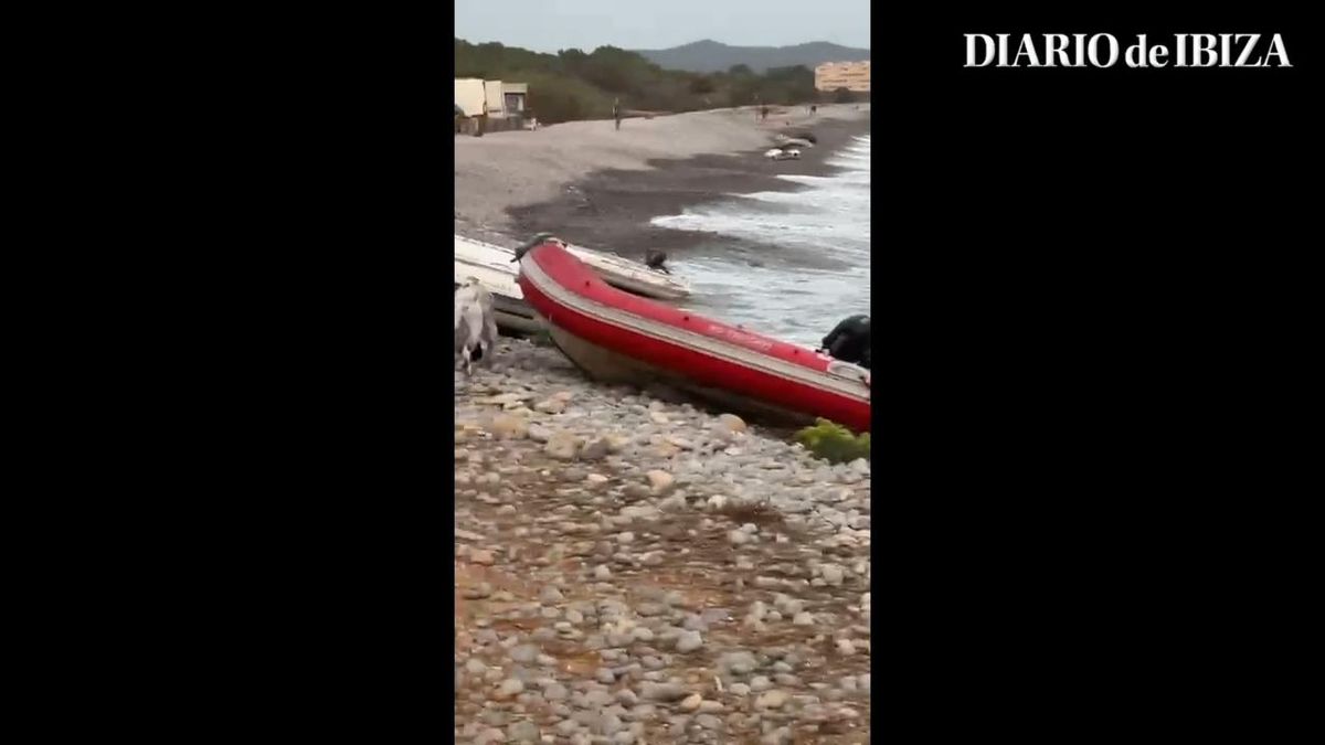 Denuncian el uso del Parque Natural de Ibiza como embarcadero de chárteres ilegales