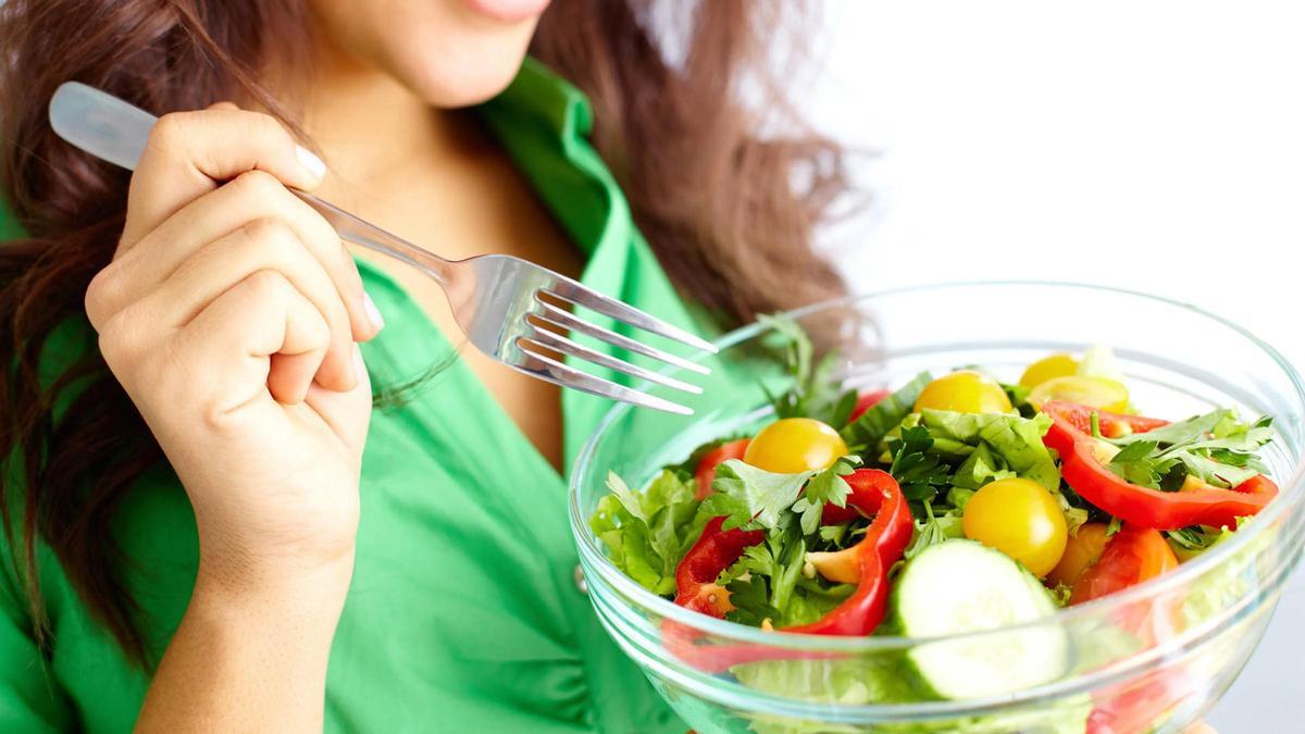 Los expertos en nutrición sugieren una dieta détox que ayude a depurar el organismo después del verano.