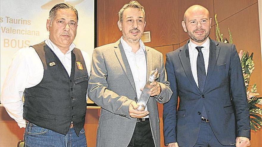 Segorbe recibe el premio Va de Bous por la Entrada