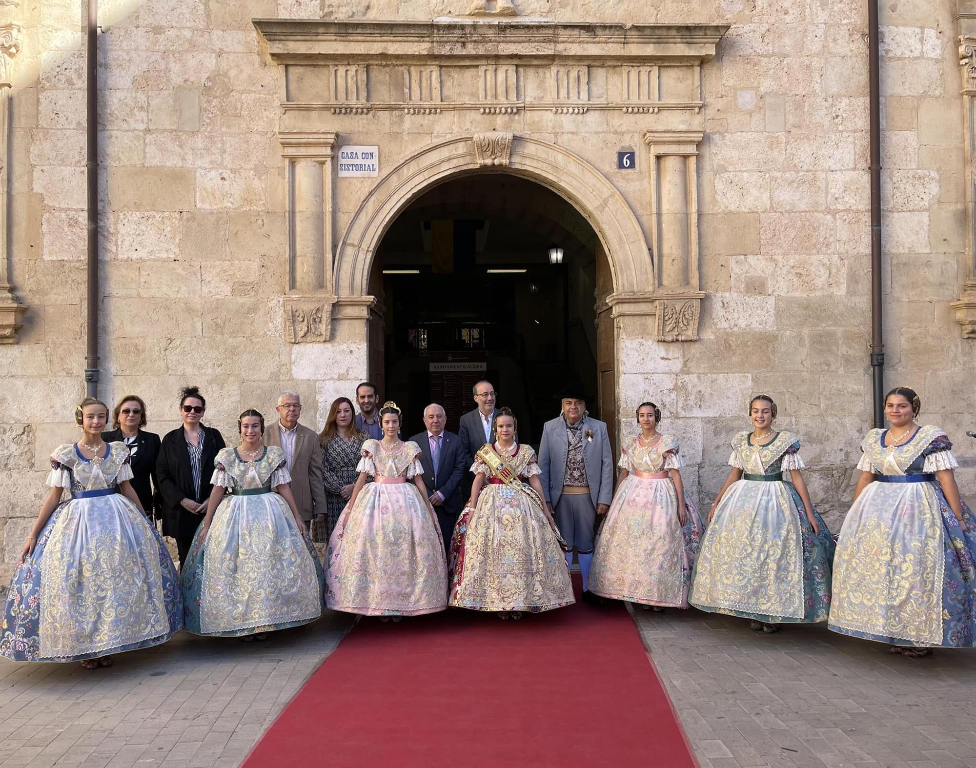 Exaltación de la fallera mayor infantil de Alzira