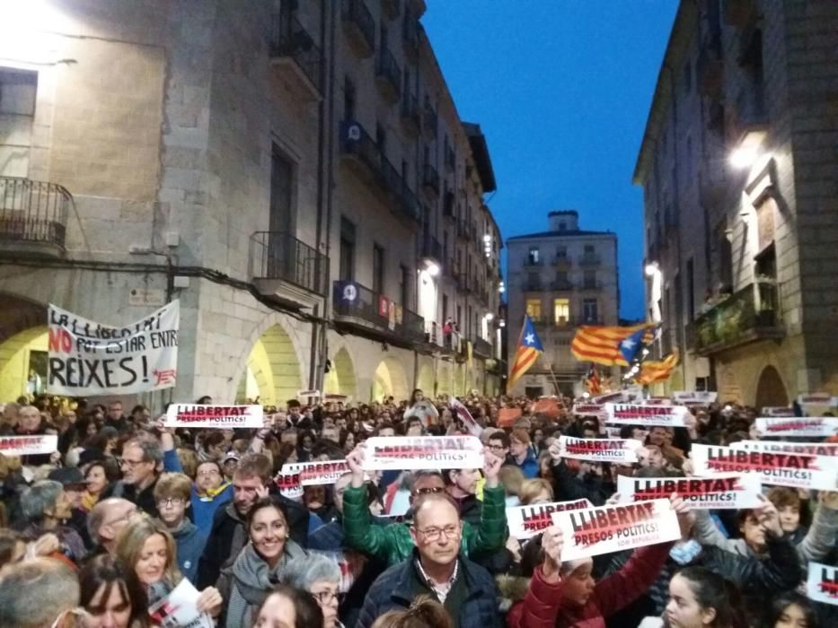 Concentració a la Plaça del Vi