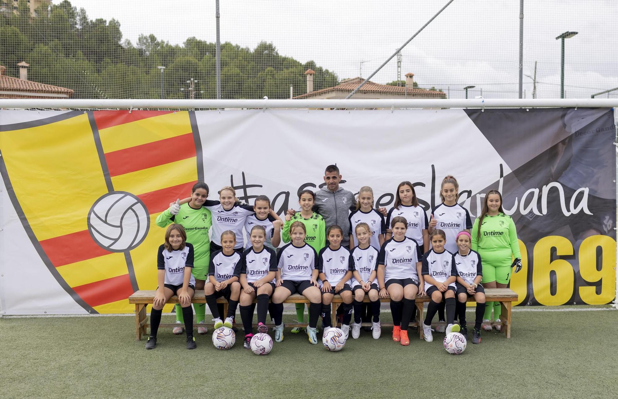 El CE La Font d'en Carròs presenta sus equipos de la temporada 23-24