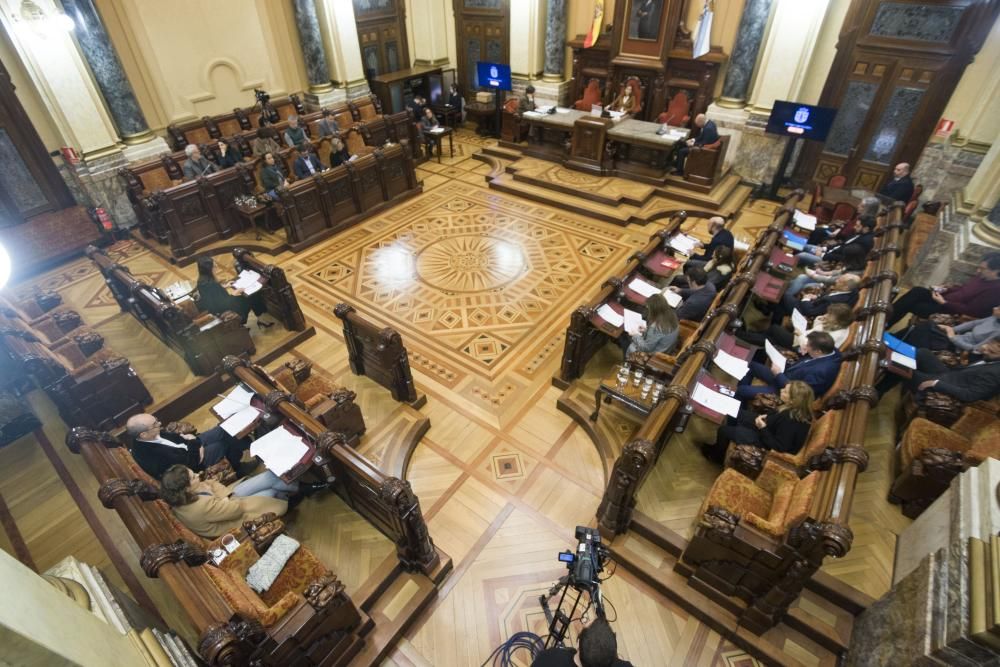 Todos los grupos respaldan el presupuesto en el pleno salvo el PP, que votó en contra.