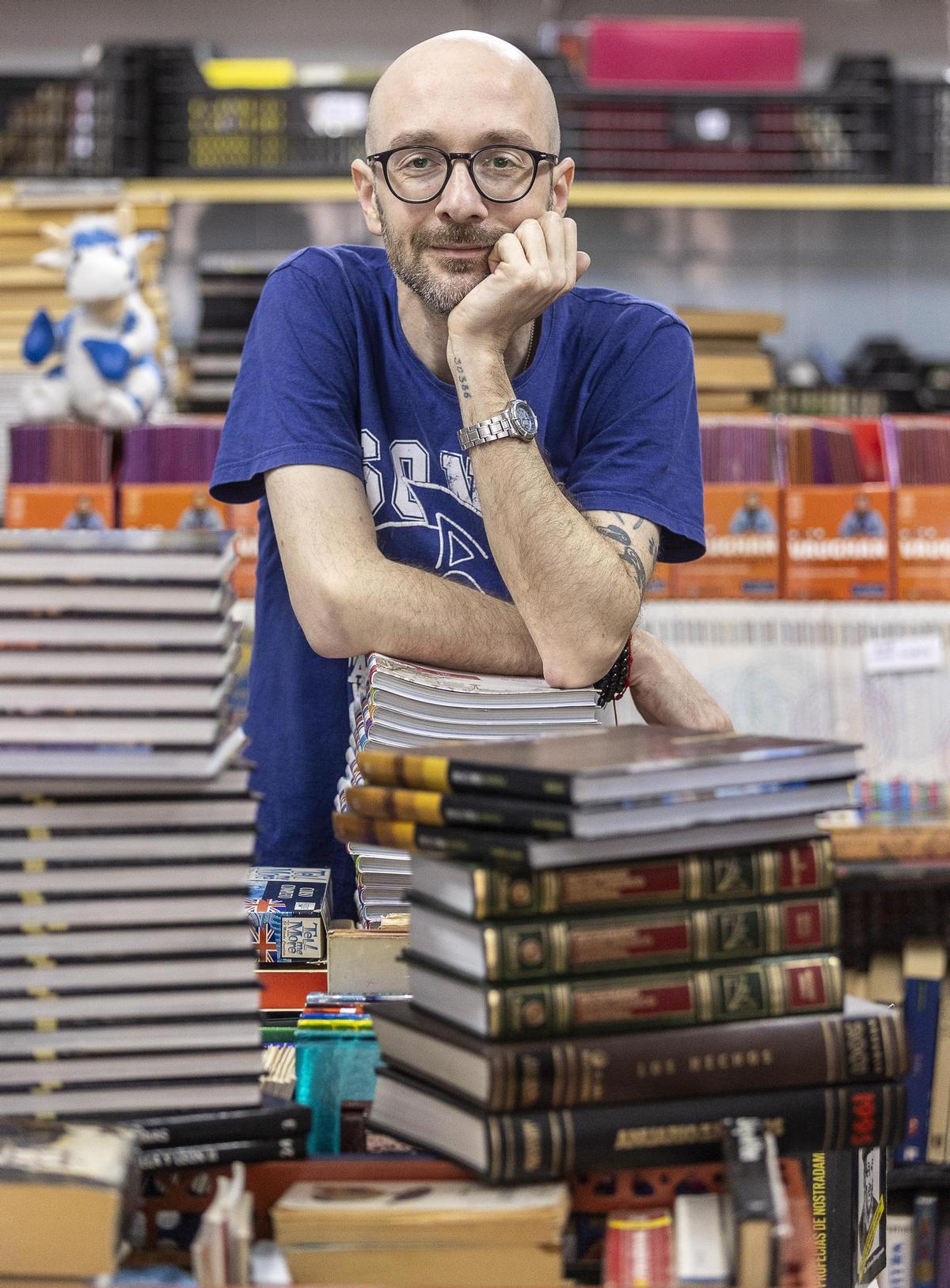 Ulises López, el librero detrás de La Hormiga Poeta