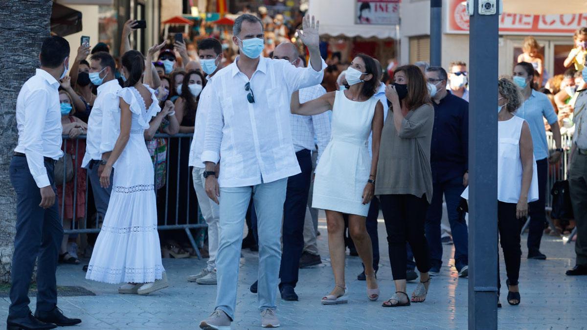 La marca de zapatillas que ha conquistado a Felipe VI: de lana merina, &quot;Made in Spain&quot; y con lista de espera