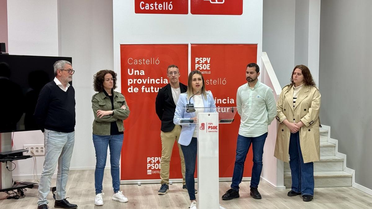 La vicesecretaria general, Tania Baños, carga contra el PP por “romper las sinergias entre la Generalitat y los ayuntamientos” y teme que la Comunitat Valenciana “vuelva a la época de los barracones”.