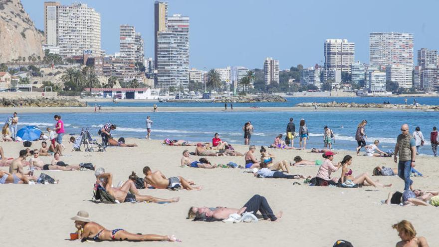 El cambio climático estira los veranos en Alicante hasta finales de octubre