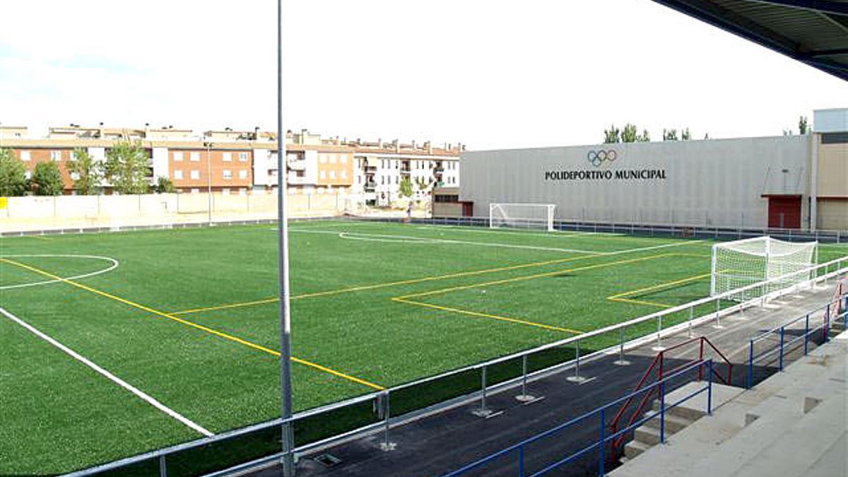 El campo de fútbol municipal de fútbol de La Puebla de Alfindén