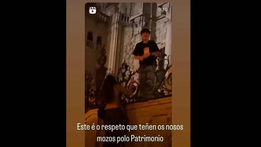 Bugallo sostiene que las imágenes de dos jóvenes trepando por la Catedral de Santiago no son actuales