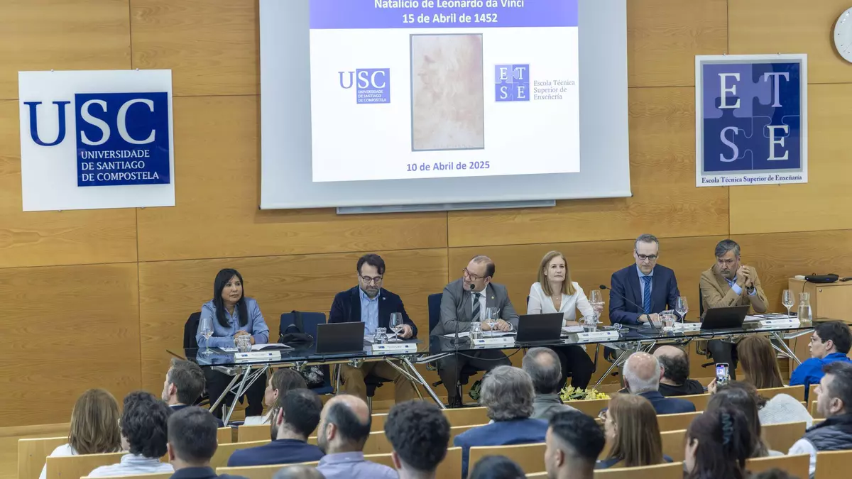 El CEO de Plexus traslada su ‘fórmula del éxito’ a los alumnos de la USC: «Aprender, adaptarse e innovar»