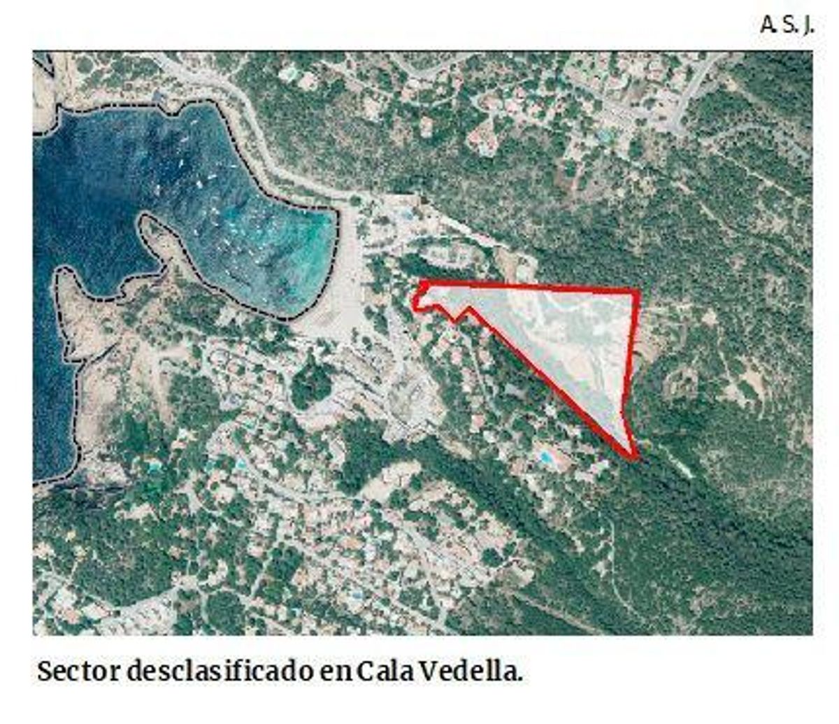 Parte desclasificada de Cala Vedella.