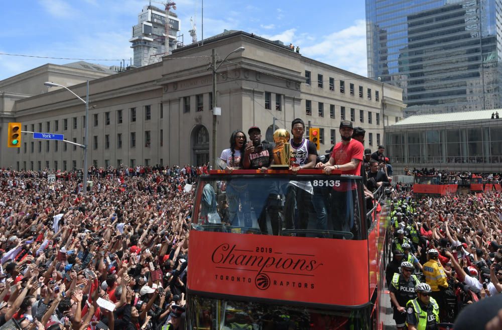 Los Raptors celebran el título de la NBA